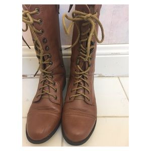 Brown laced Boots with back zipper